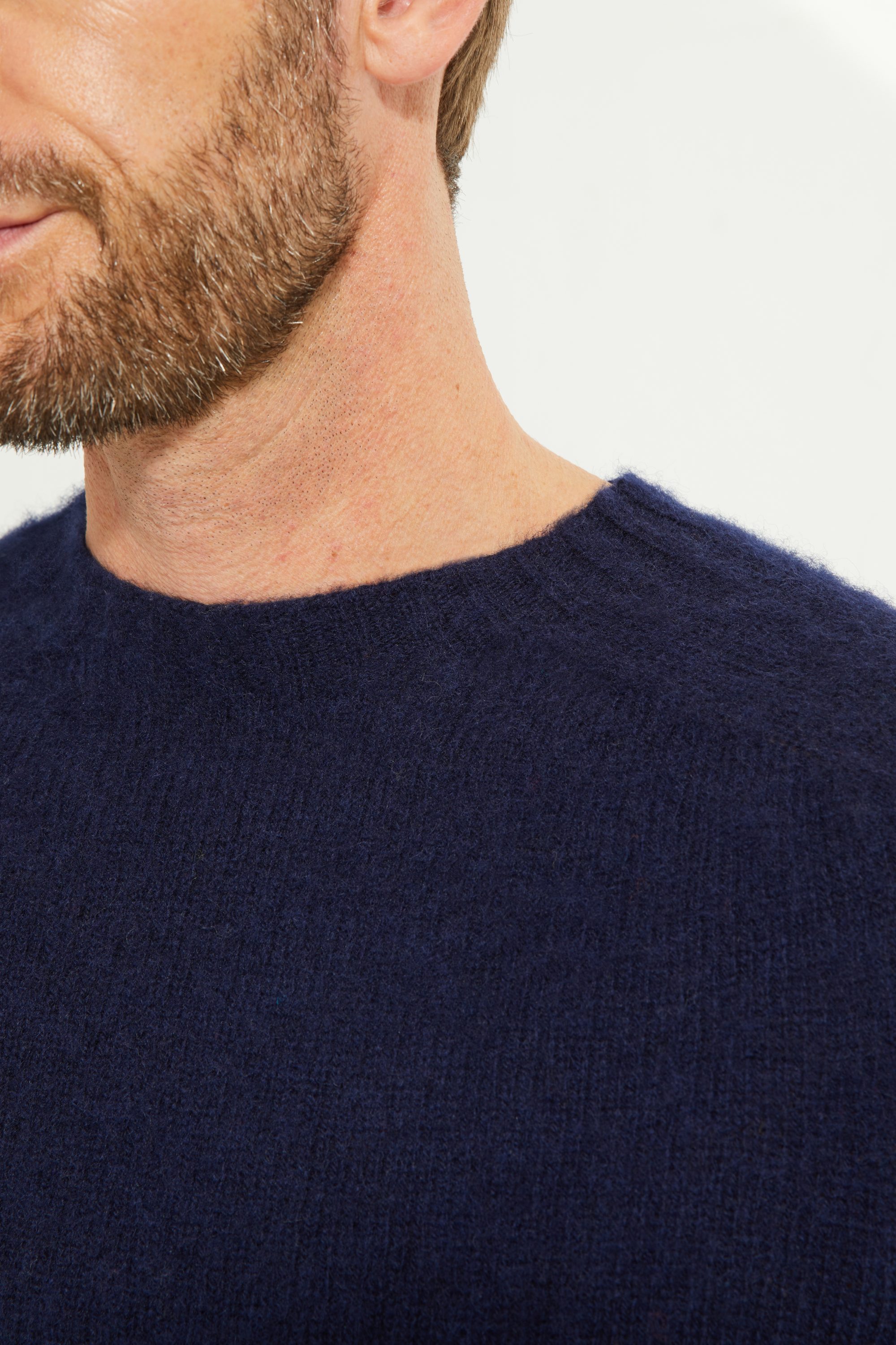 Crew-neck Sweater / Shaggy Shetland Wool