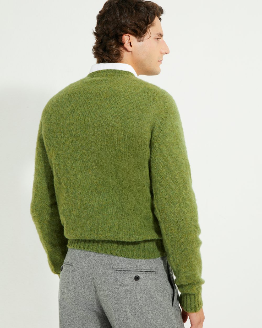 Crew-neck Sweater / Shaggy Shetland Wool