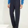 Pantalon en flanelle marine Scavini, coupe classique, taille naturelle, vue de face.