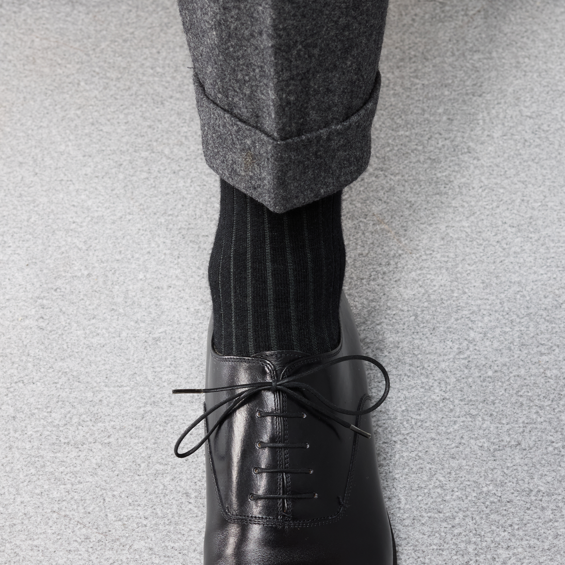 Chaussettes Mi-Bas par Mes Chaussettes Rouges / Rayures Noir