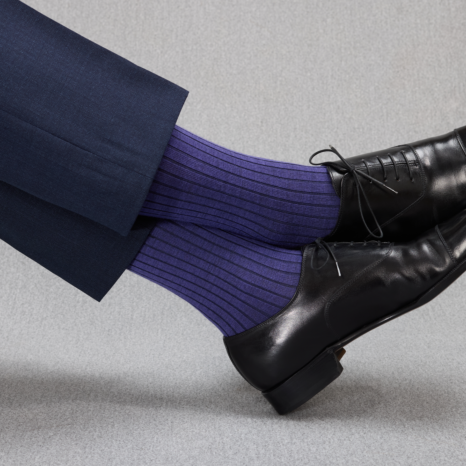 Chaussettes Mi-Bas par Mes Chaussettes Rouges / Rayures Violet