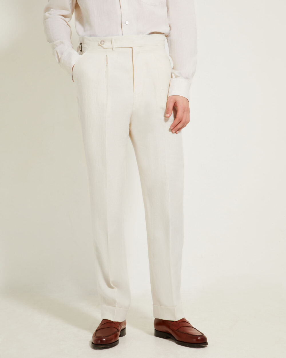 One Pleat Cut Trousers / Linen