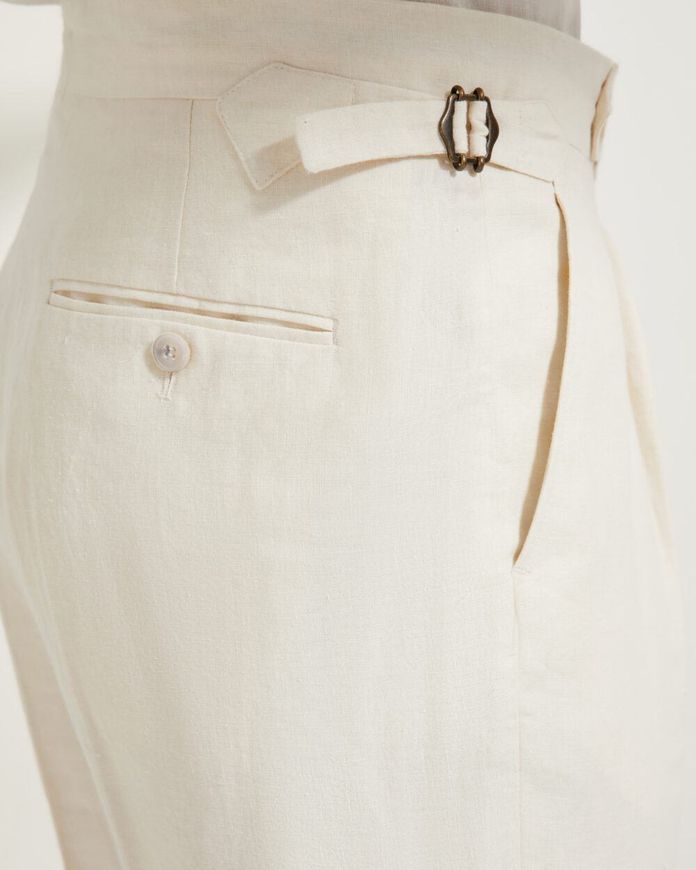 One Pleat Cut Trousers / Linen