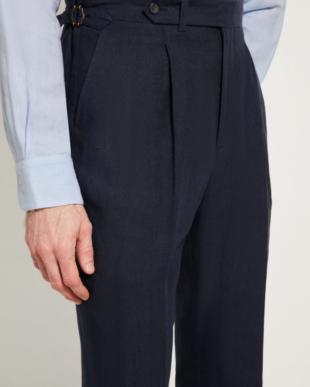 One Pleat Cut Trousers / Linen