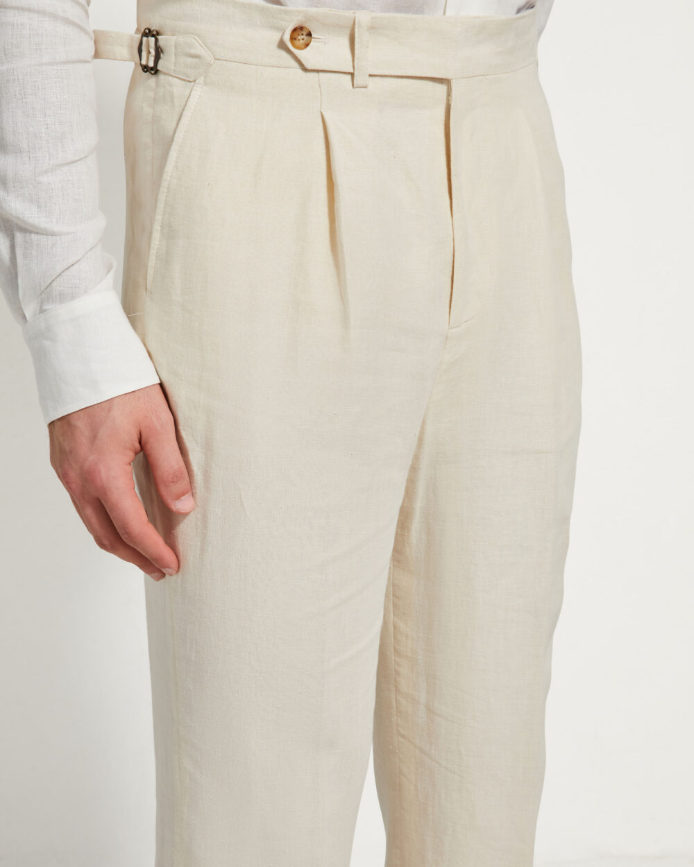 One Pleat Cut Trousers / Linen