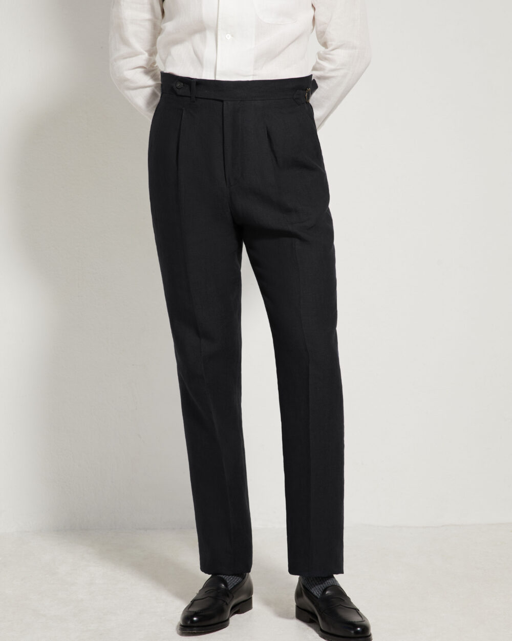 One Pleat Cut Trousers / Linen