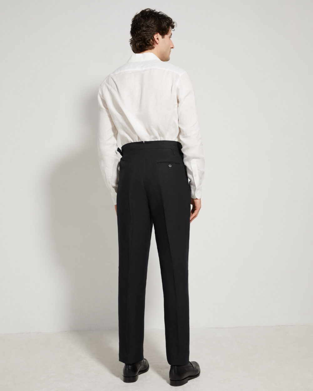 One Pleat Cut Trousers / Linen