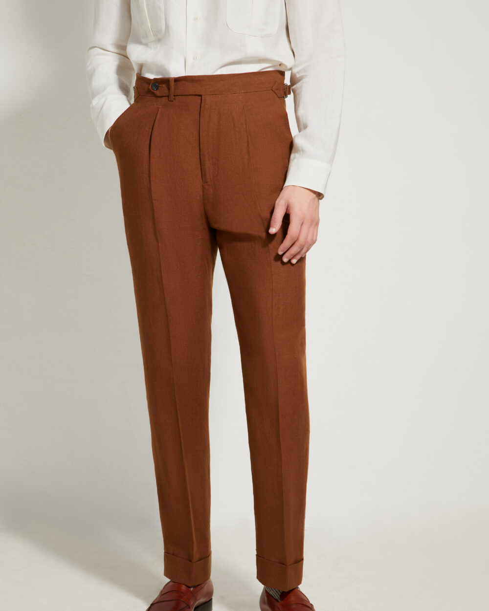 One Pleat Cut Trousers / Linen