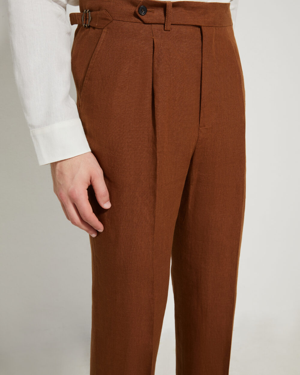 One Pleat Cut Trousers / Linen