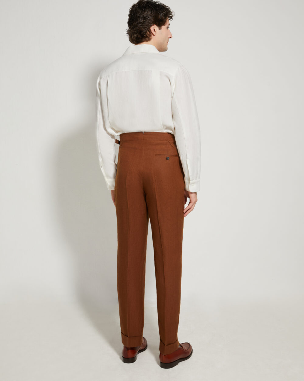 One Pleat Cut Trousers / Linen