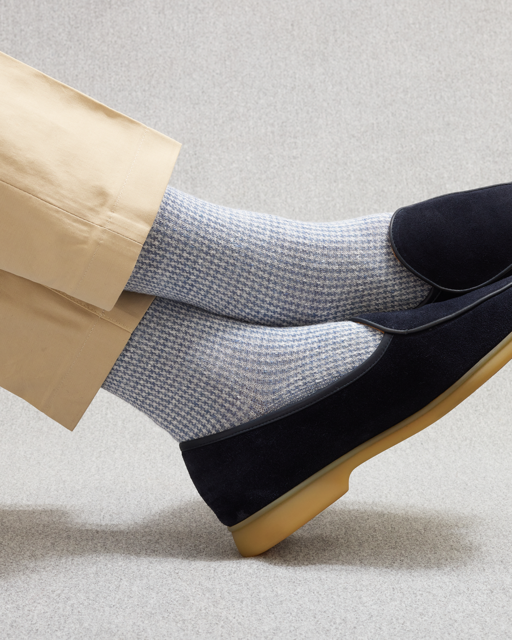 Mi-Bas par Mes Chaussettes Rouges
/ Pied-de poule lin bleu ciel & blanc cassé