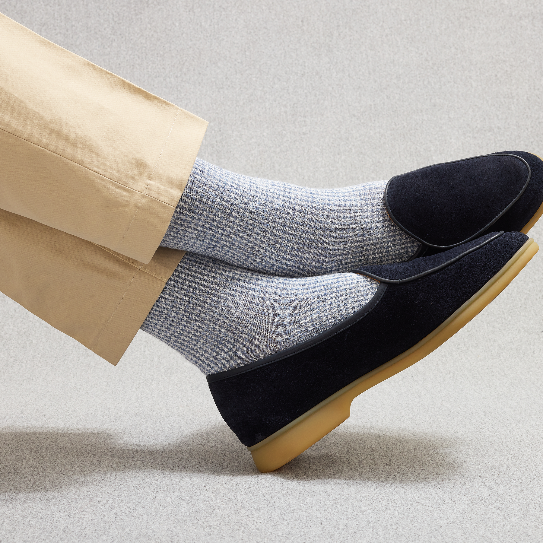 Mi-Bas par Mes Chaussettes Rouges
/ Pied-de poule lin bleu ciel & blanc cassé
