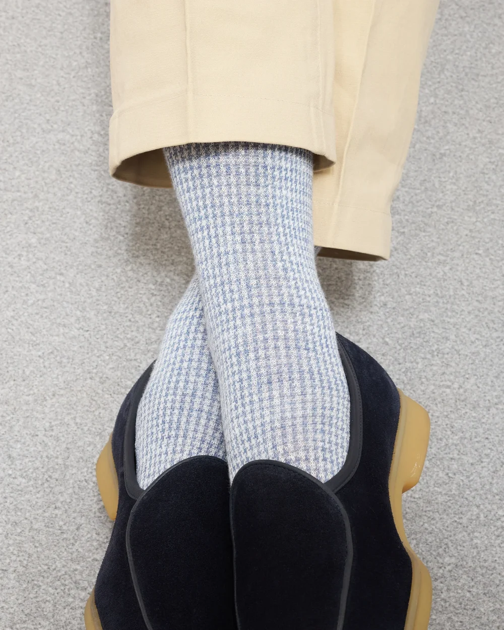 Mi-Bas par Mes Chaussettes Rouges
/ Pied-de poule lin bleu ciel & blanc cassé