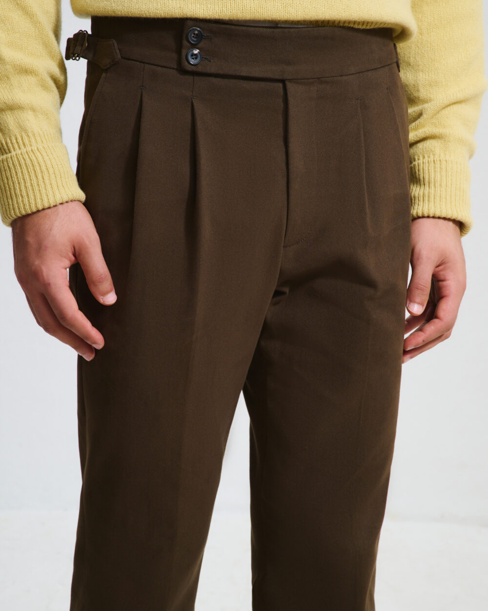 Two-Pleat Cut Trousers / Cotton Chino