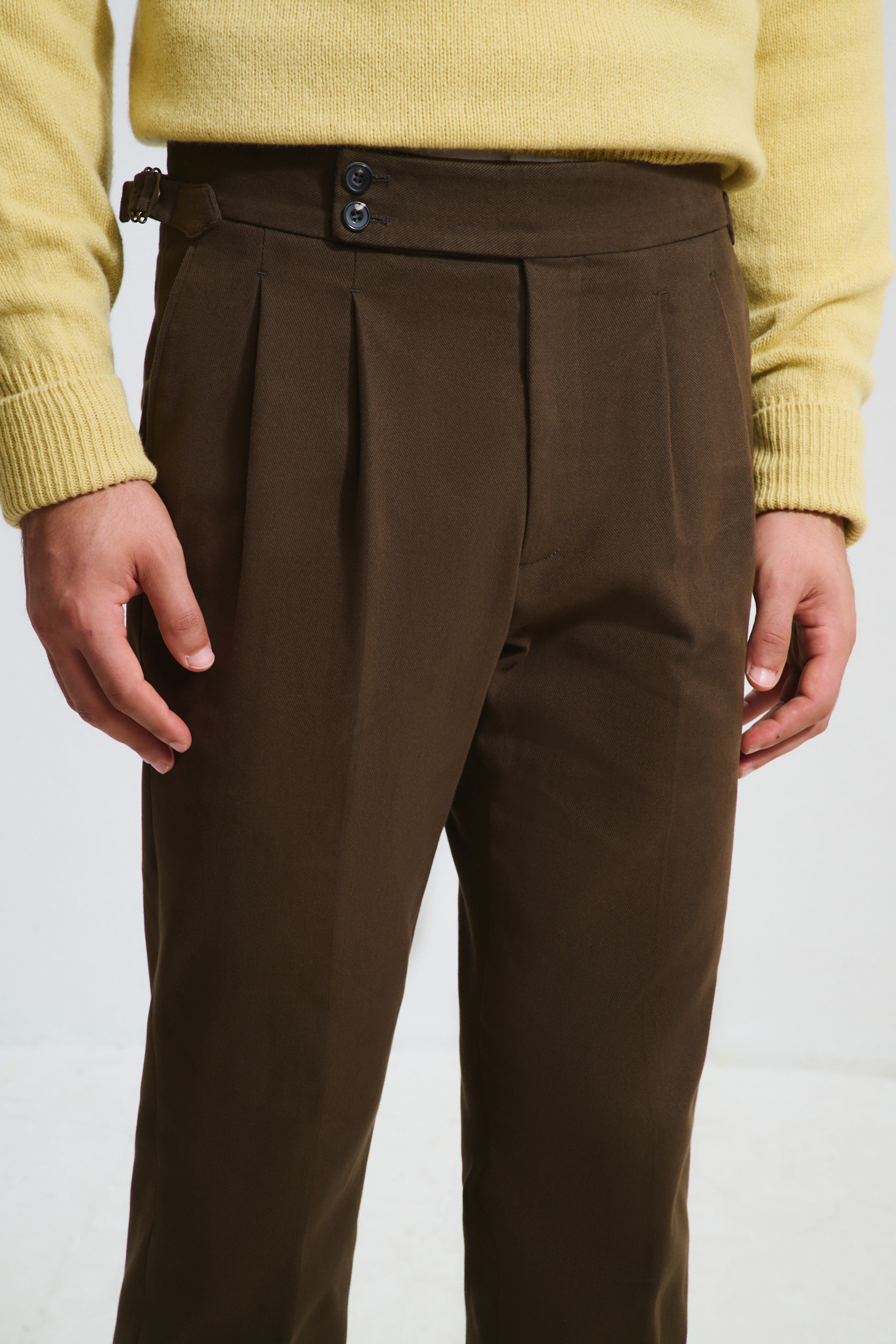 Two-Pleat Cut Trousers / Cotton Chino