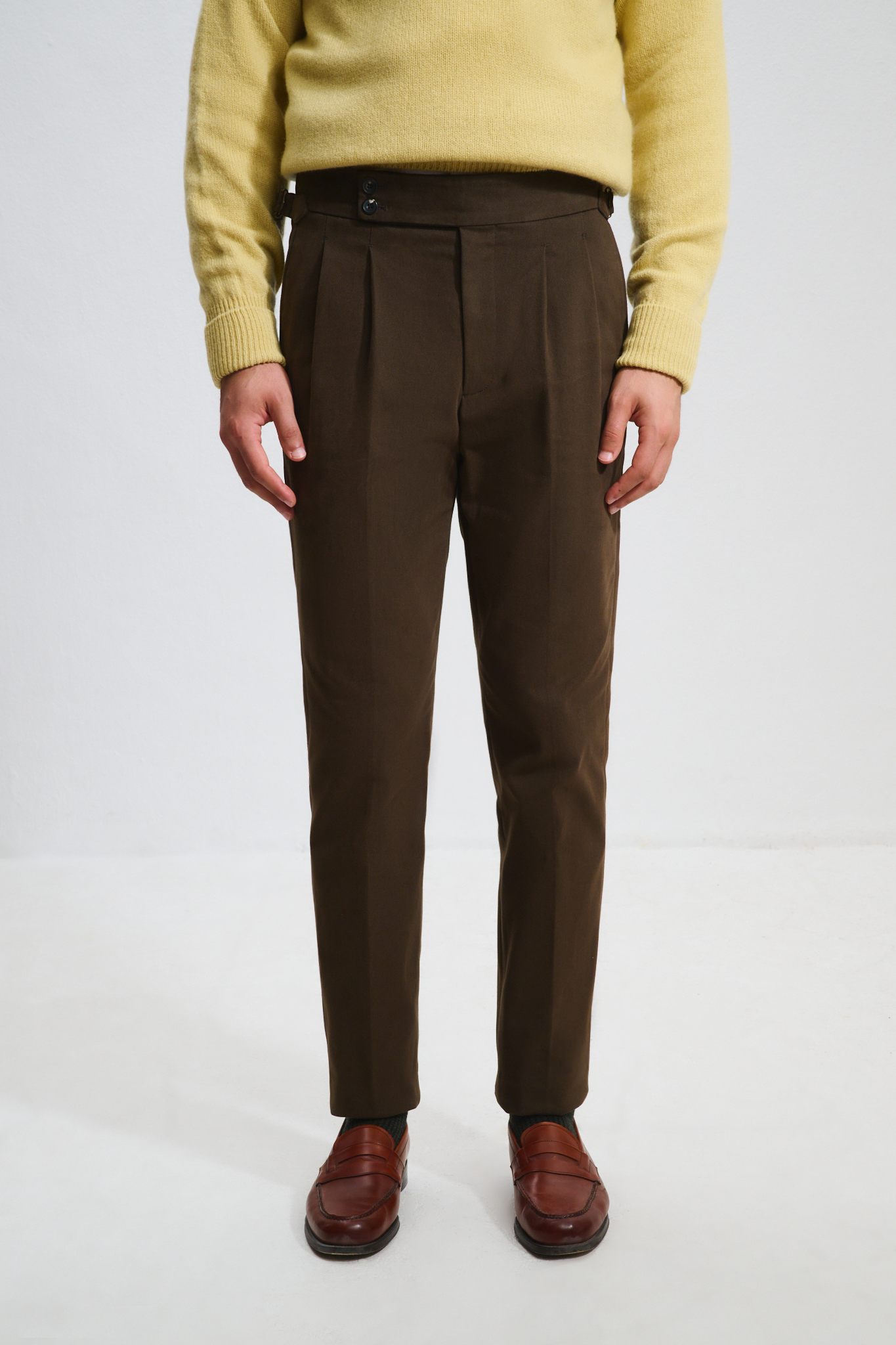Two-Pleat Cut Trousers / Cotton Chino