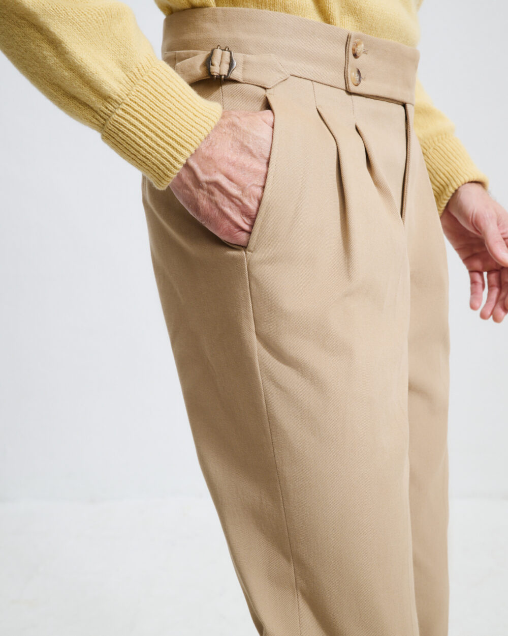 Two-Pleat Cut Trousers / Cotton Chino