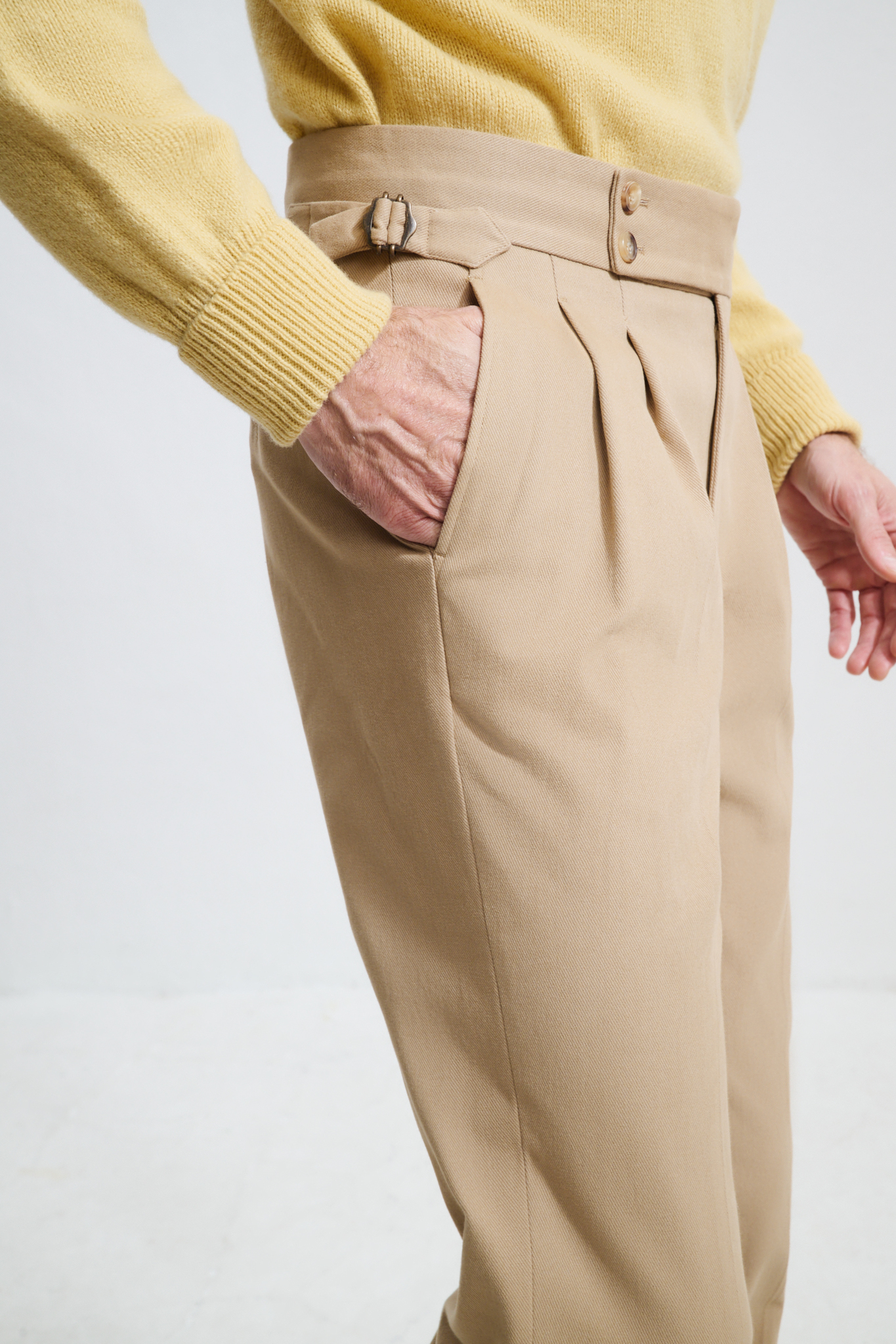 Two-Pleat Cut Trousers / Cotton Chino