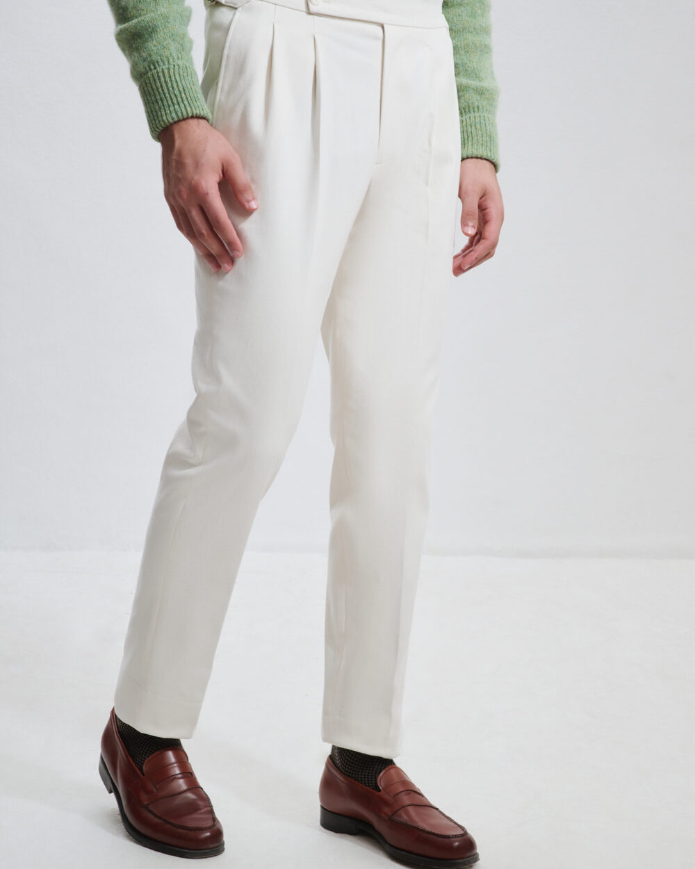 Two-Pleat Cut Trousers / Cotton Chino