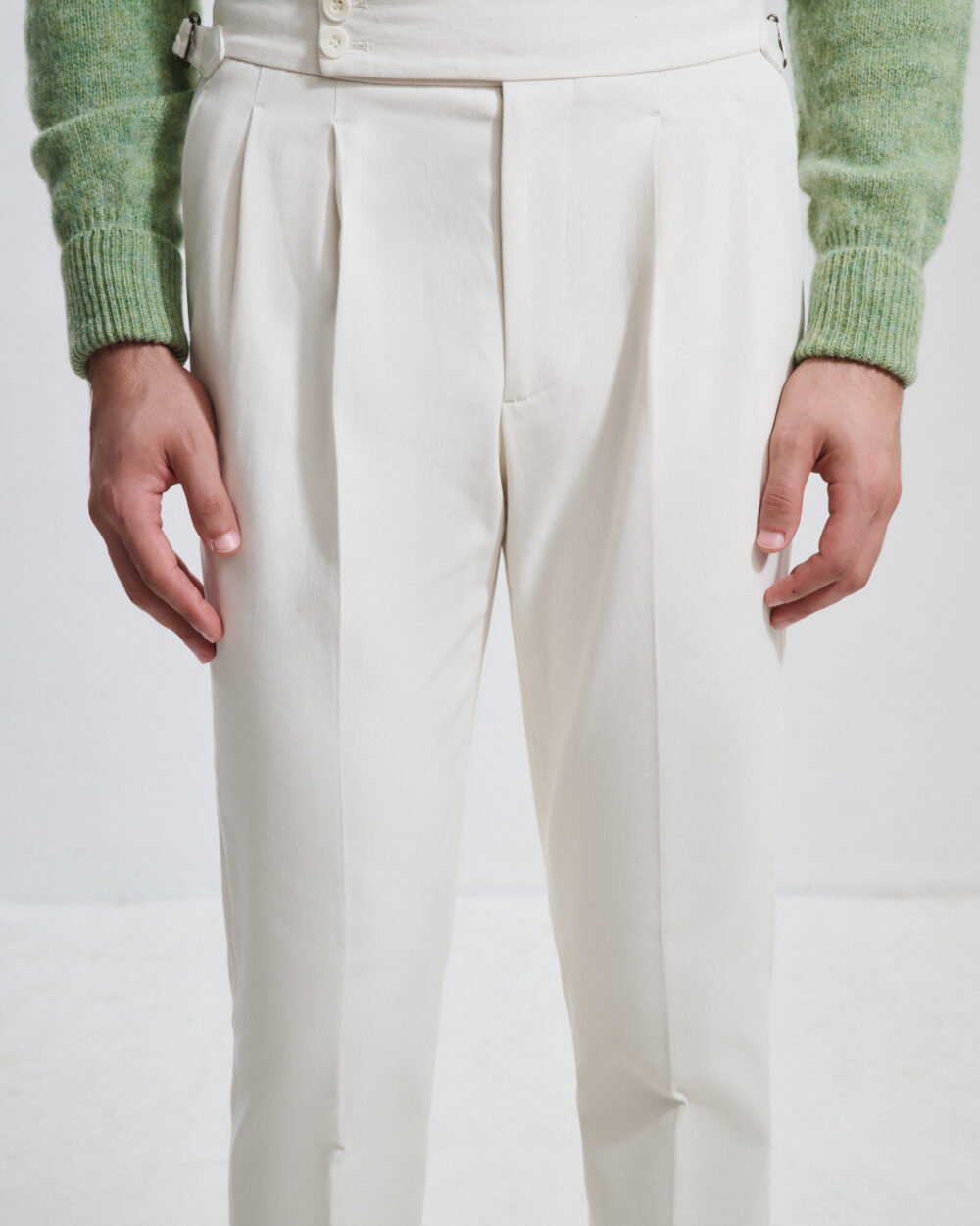 Two-Pleat Cut Trousers / Cotton Chino
