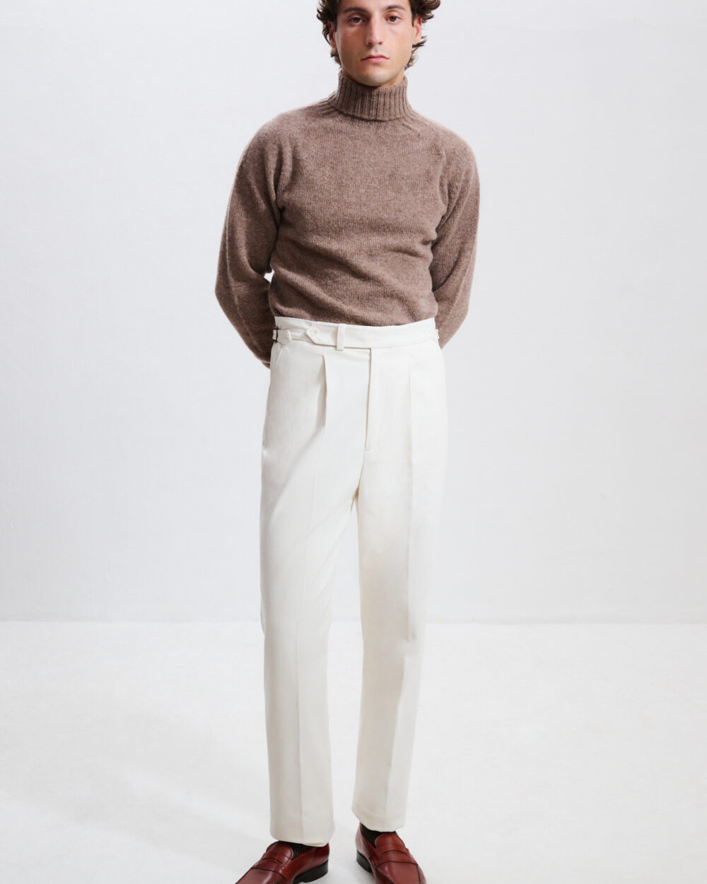 Single-Pleat Trousers / Cotton Chino