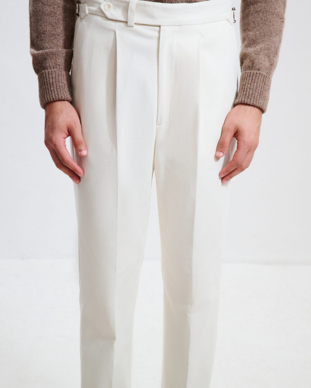 Single-Pleat Trousers / Cotton Chino